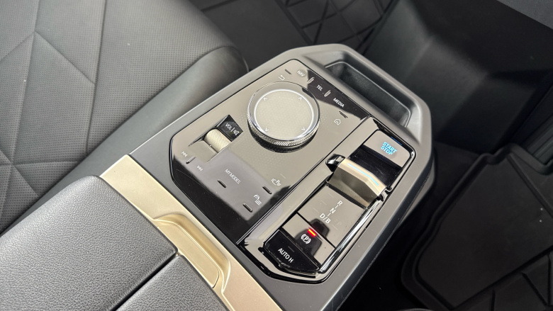 BMW iX 240kW xDrive40 M Sport Edition 76.6kWh 5dr Auto Electric Estate